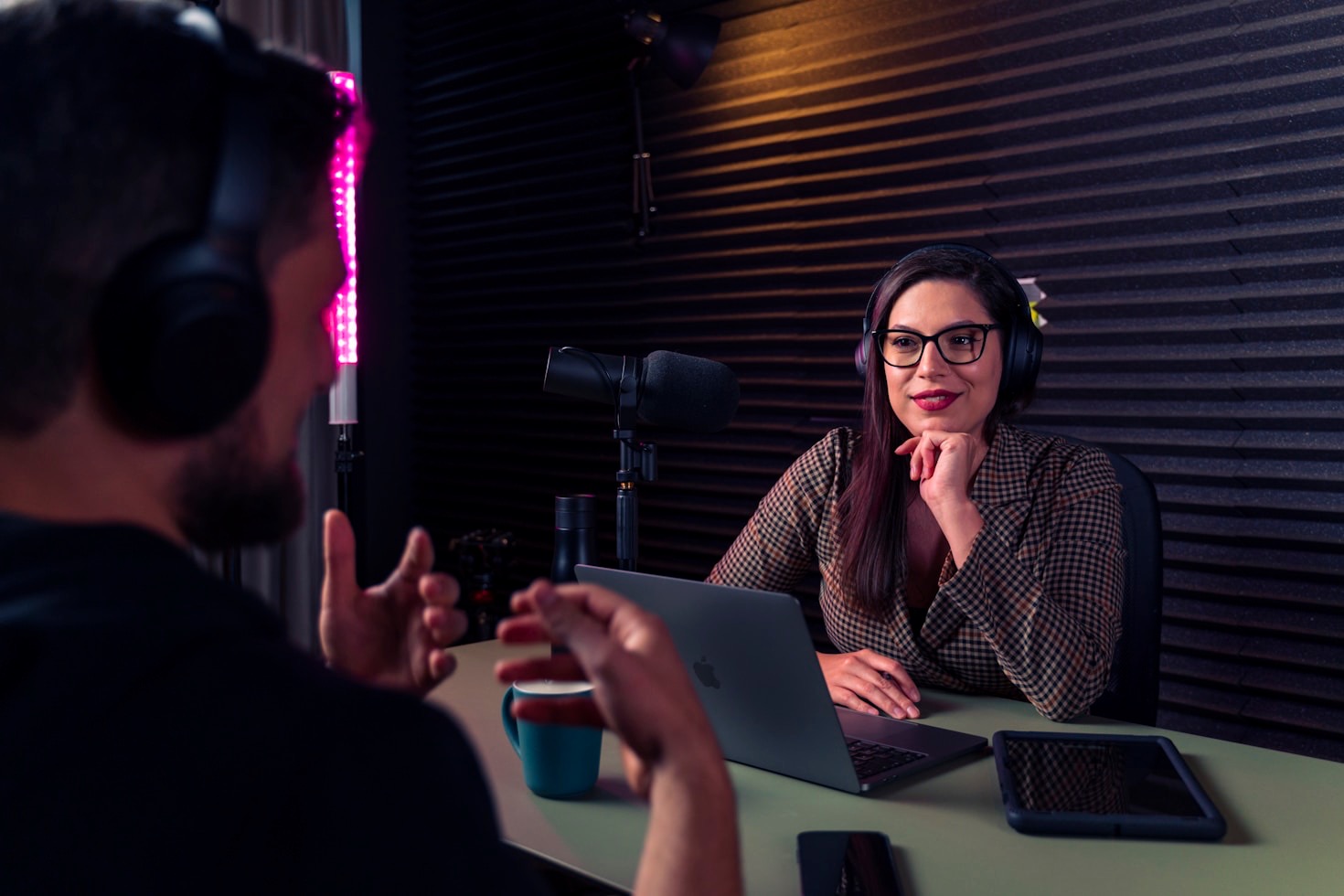 Päť dôvodov prečo sledovať náš podcast